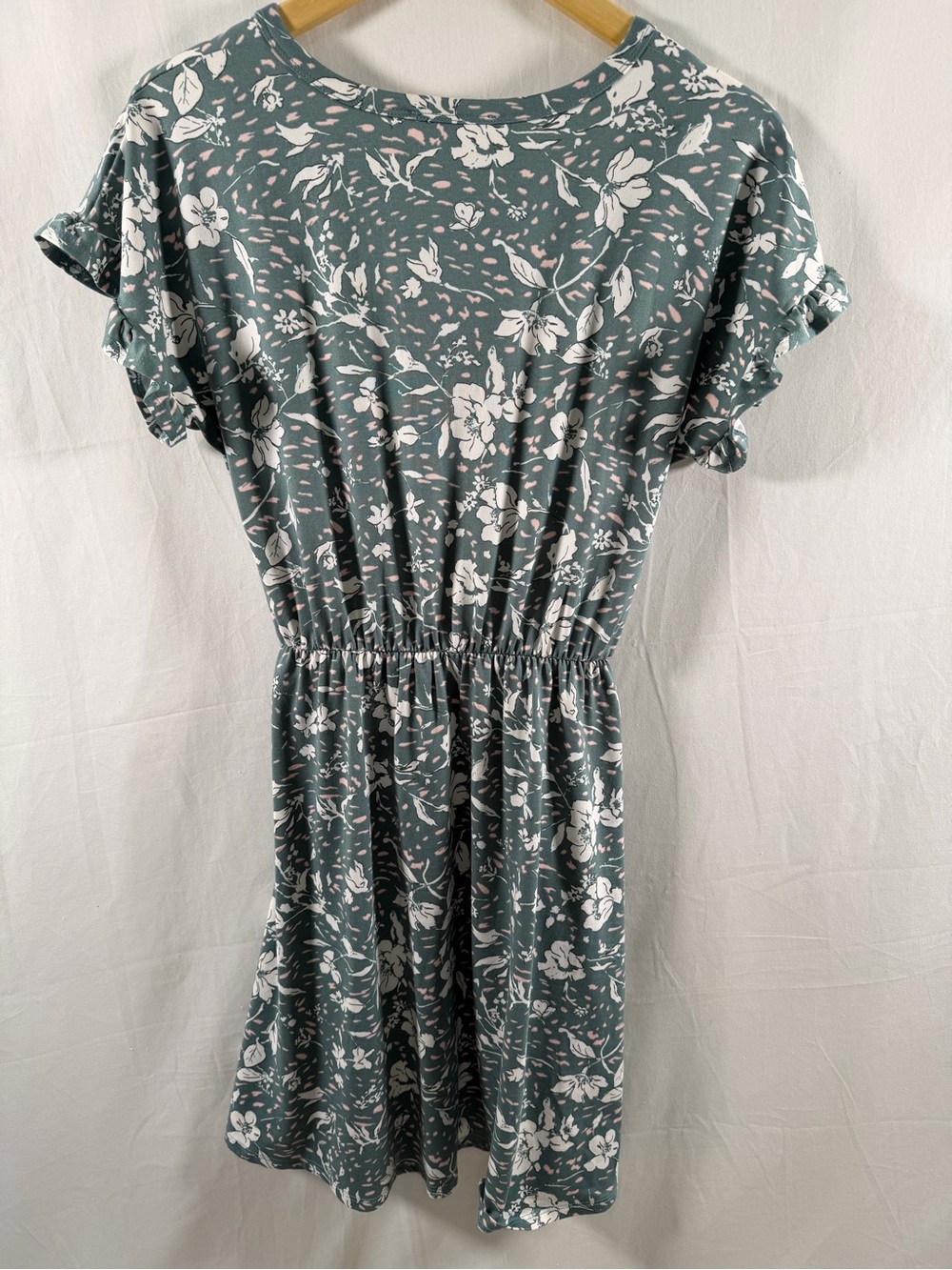 French Grey Sage Green Floral Tie-Waist Mini Dress - Picture 4 of 4